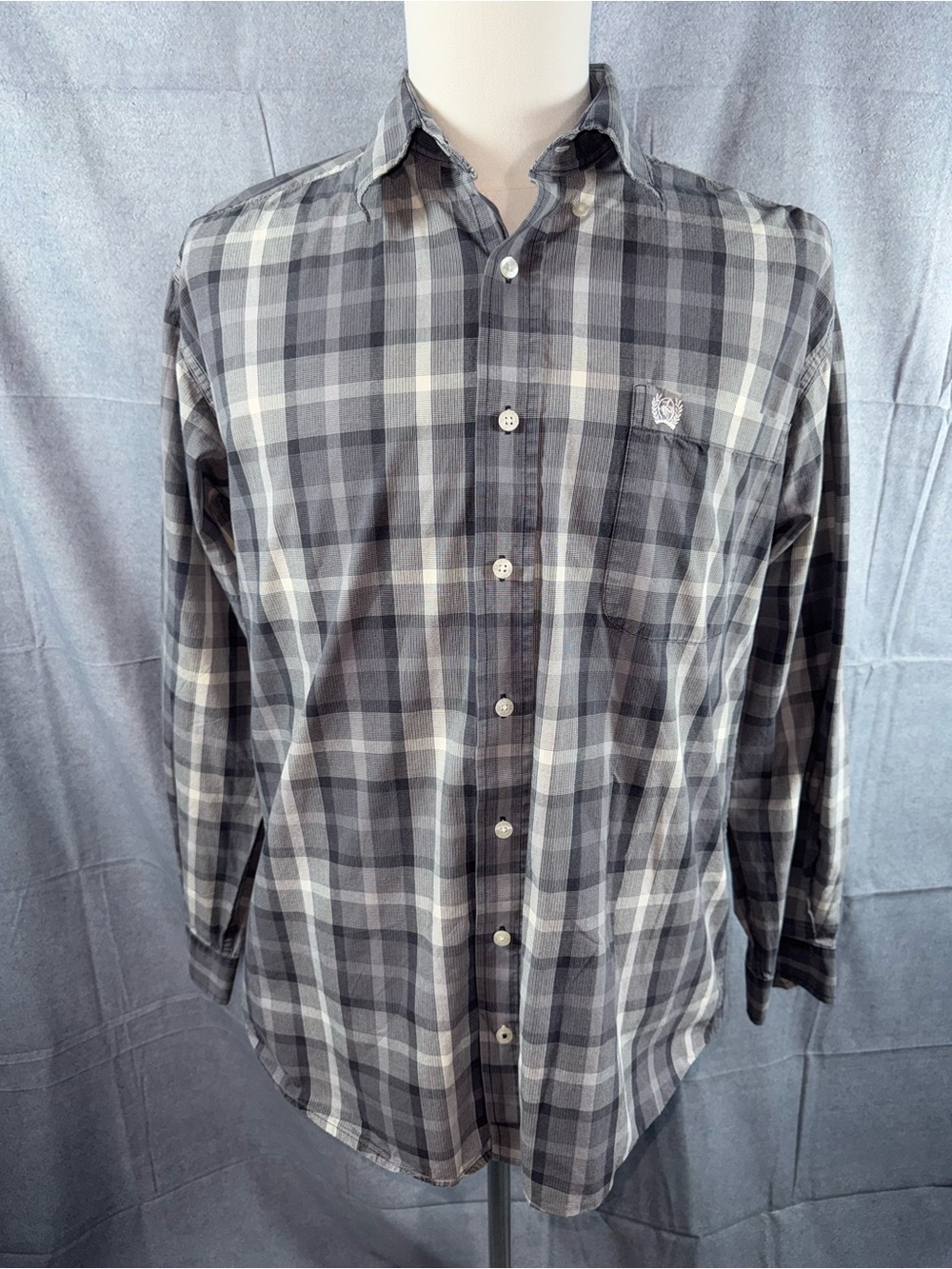 2347-Cinch Men's Gray & White Plaid Long-Sleeve Button-Down Shirt